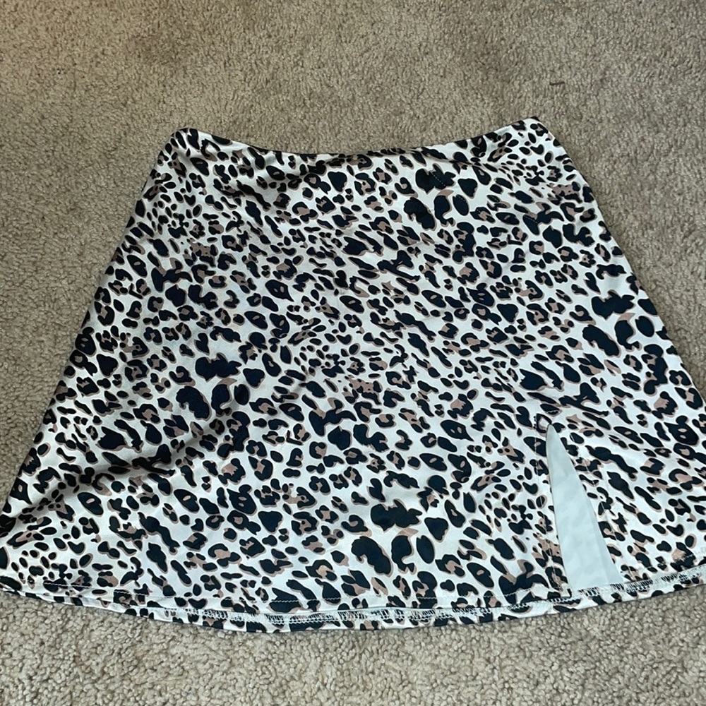 PRINCESS POLLY CHEETAH SKIRT WITH SLIT